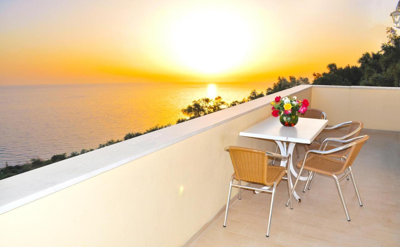 Holiday Apartments Maria With Pool And Panorama View - Agios Gordios Beach Exterior photo